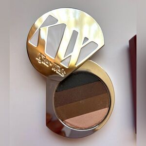Kjaer Weis eyeshadow set